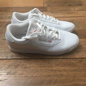Womens Reebok Classics size 9 sneakers tennis shoes